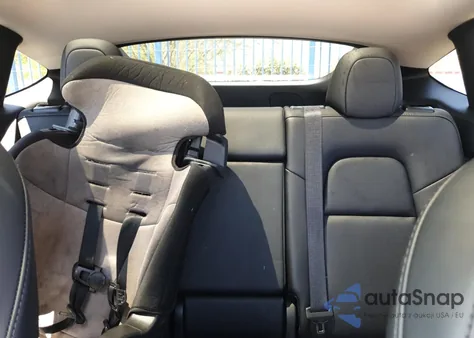 2024 Tesla Model Y Long Range Dual Motor All-Wheel Drive/Rwd из США, поврежденный, VIN 7SAYGDED9RF093975